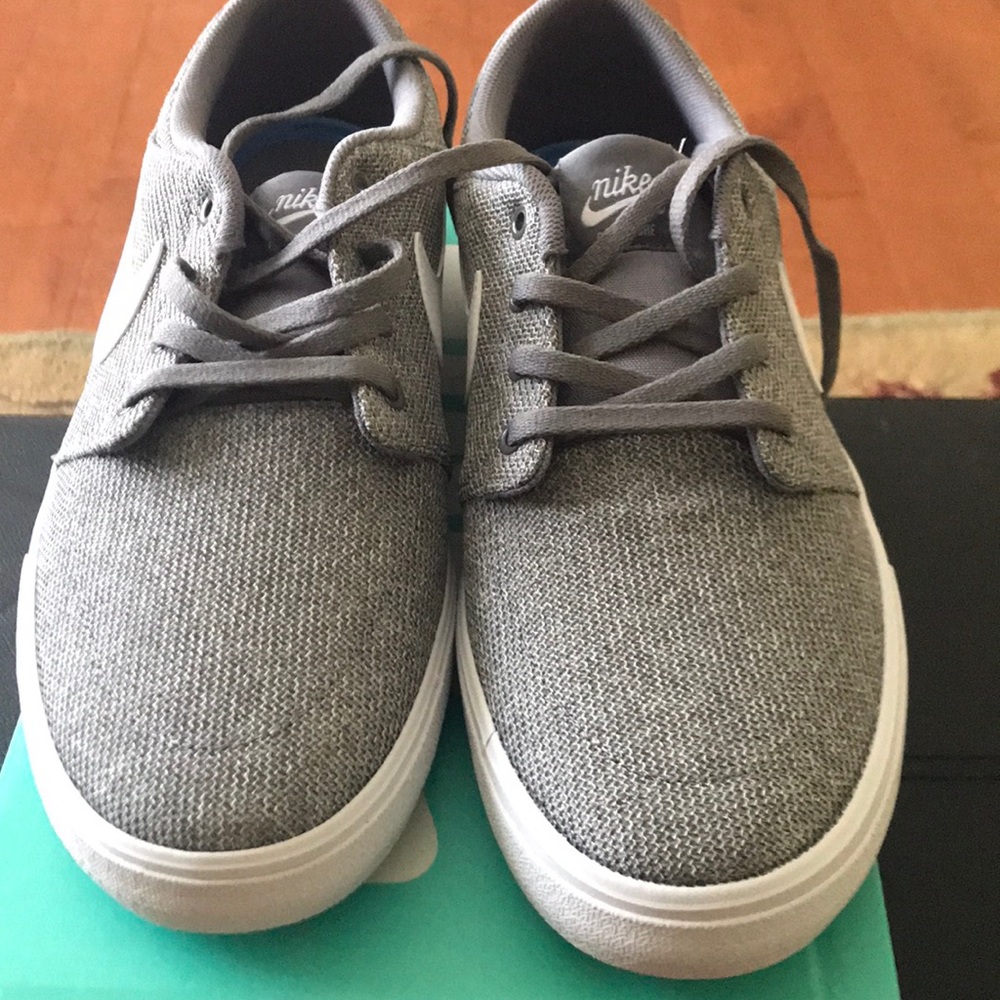 Brand New Nike Men’s SB